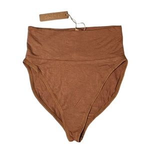 SKIMS Sleep Brief Camel XS